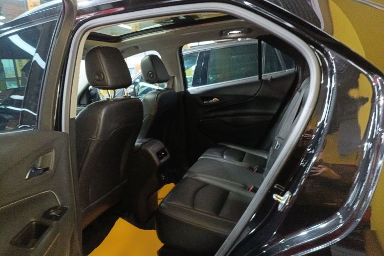 Used Chevrolet Equinox 2022 535T YuJie Edition Left Rear Seat