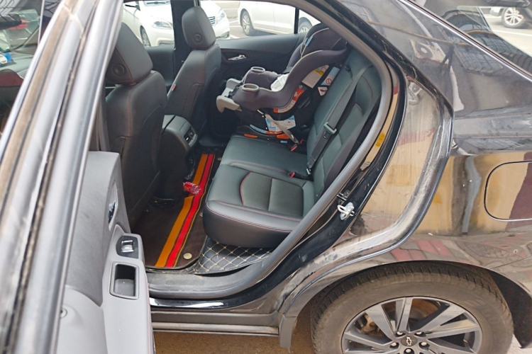 Used Chevrolet Equinox 2022 Mild Hybrid 550T RS Smart Boundary-Setting Edition Left Rear Seat