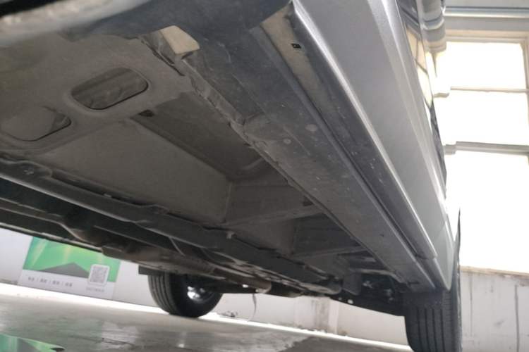 Used Chevrolet Equinox 2022 Mild Hybrid 550T RS Four-Wheel Drive Intelligent Guardian Edition Left Side Sill