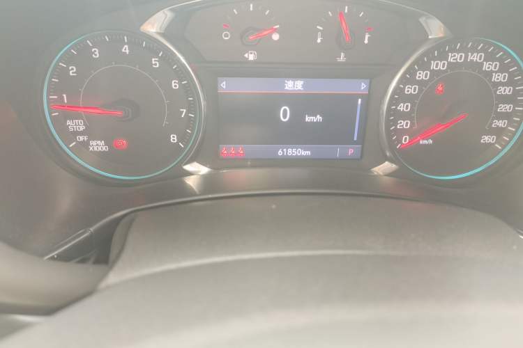 Used Chevrolet Equinox 2022 Mild Hybrid 550T RS Smart Boundary-Setting Edition Odometer Close Up