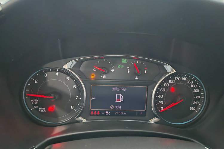Used Chevrolet Equinox 2022 Mild Hybrid 550T RS Smart Boundary-Setting Edition Odometer Close Up
