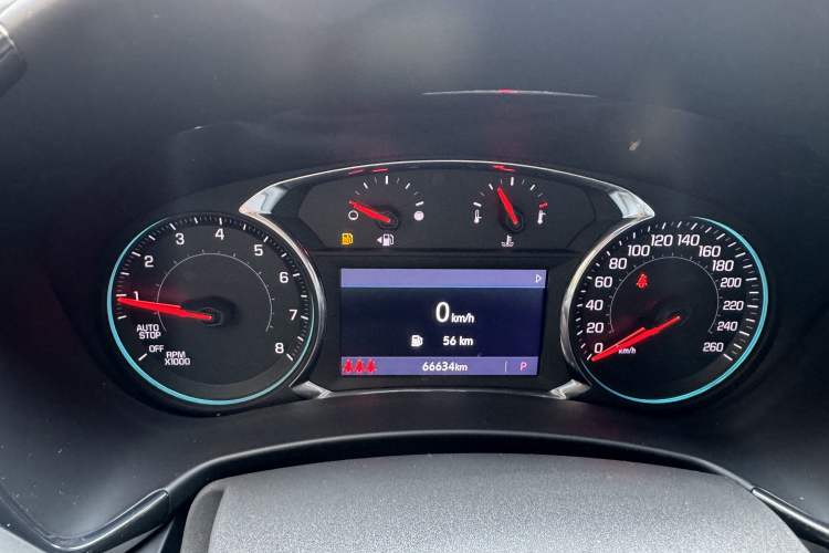 Used Chevrolet Equinox 2022 Light Hybrid 550T RS All-Wheel-Drive Smart Boundary Edition Odometer Close Up