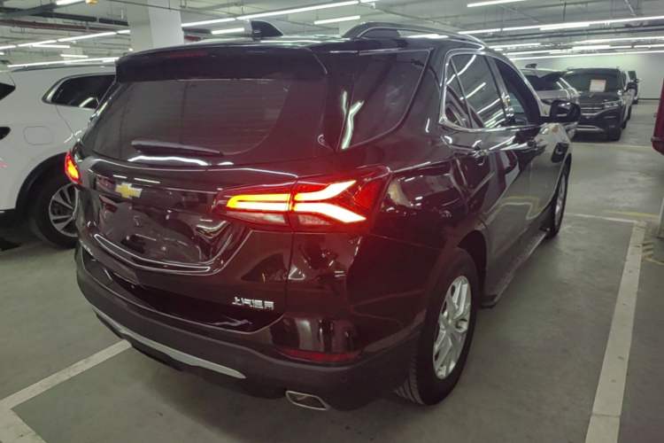 Used Chevrolet Equinox 2022 535T YuJie Edition Rear Right 45 Deg