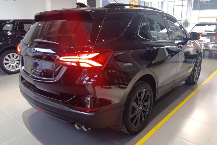 Used Chevrolet Equinox 2022 Light Hybrid 550T RS All-Wheel-Drive Smart Boundary Edition Rear Right 45 Deg
