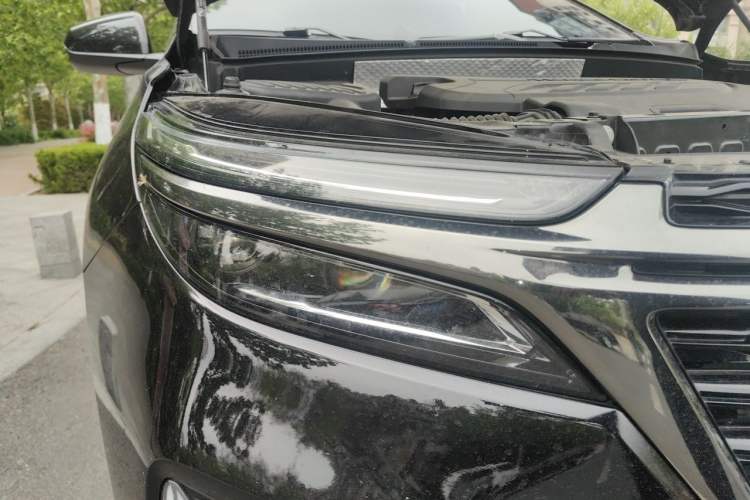 Used Chevrolet Equinox 2022 Mild Hybrid 550T RS Four-Wheel Drive Intelligent Guardian Edition Right Front Headlight