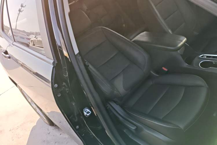 Used Chevrolet Equinox 2022 535T Chijie Edition Right Front Seat