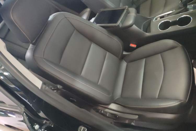Used Chevrolet Equinox 2022 535T Chijie Edition Right Front Seat