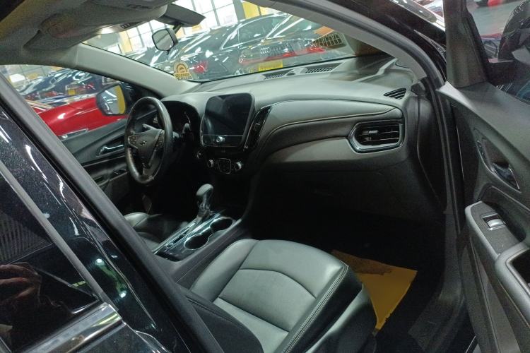Used Chevrolet Equinox 2022 535T YuJie Edition Right Front Seat
