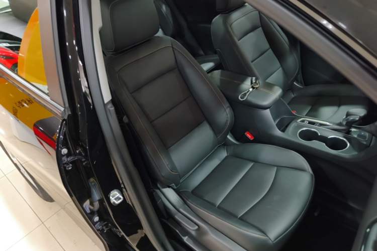 Used Chevrolet Equinox 2022 535T Chijie Edition Right Front Seat
