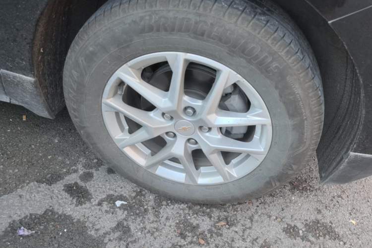 Used Chevrolet Equinox 2022 535T Chijie Edition Right Front Wheel Hub