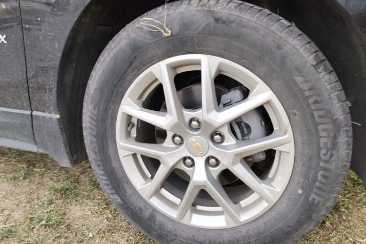 Used Chevrolet Equinox 2022 535T YuJie Edition Right Front Wheel Hub