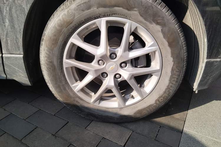 Used Chevrolet Equinox 2022 535T Chijie Edition Right Front Wheel Hub