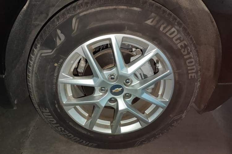 Used Chevrolet Equinox 2022 535T Chijie Edition Right Front Wheel Hub