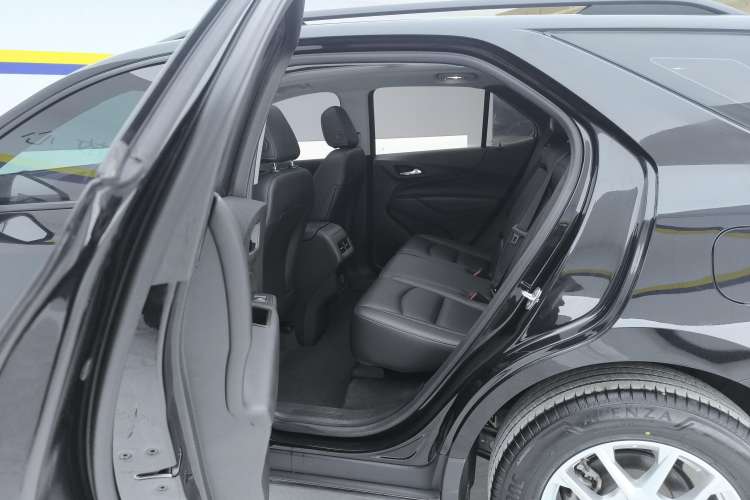 Used Chevrolet Equinox 2022 535T Chijie Edition Right Rear Seat