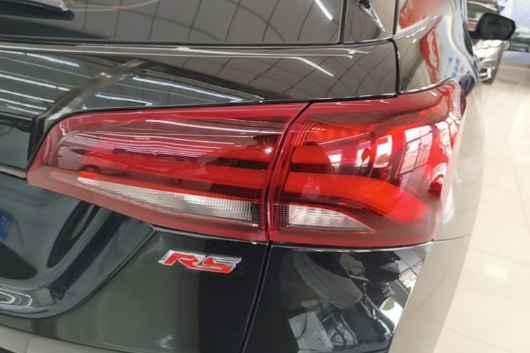 Used Chevrolet Equinox 2022 Mild Hybrid 550T RS Smart Boundary-Setting Edition Right Rear Taillight