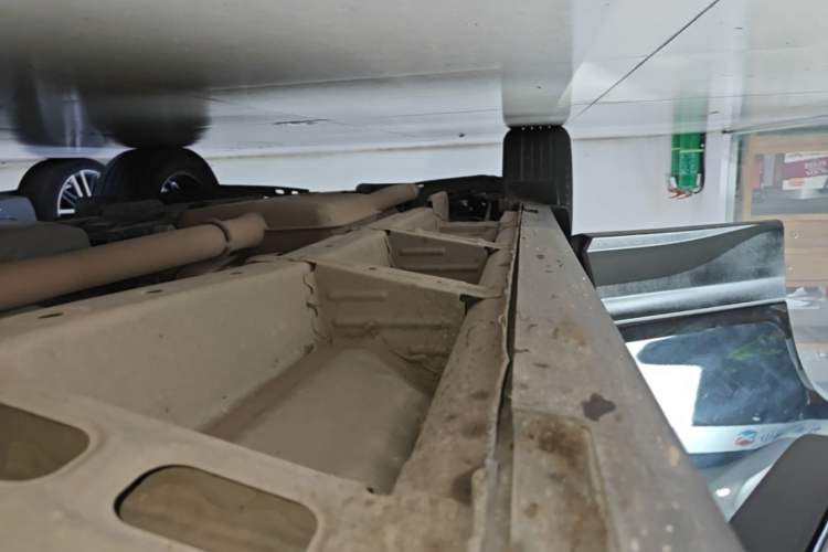 Used Chevrolet Equinox 2022 Mild Hybrid 550T RS Smart Boundary-Setting Edition Right Side Sill