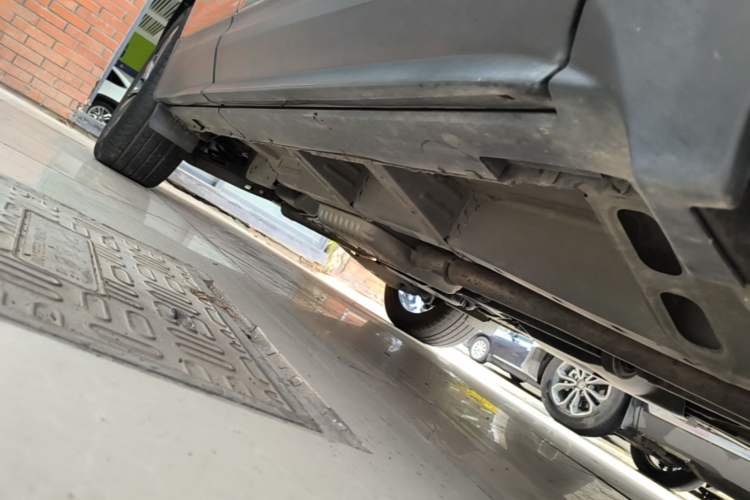 Used Chevrolet Equinox 2022 Mild Hybrid 550T RS Four-Wheel Drive Intelligent Guardian Edition Right Side Sill