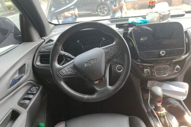 Used Chevrolet Equinox 2022 Mild Hybrid 550T RS Smart Boundary-Setting Edition Steering Wheel