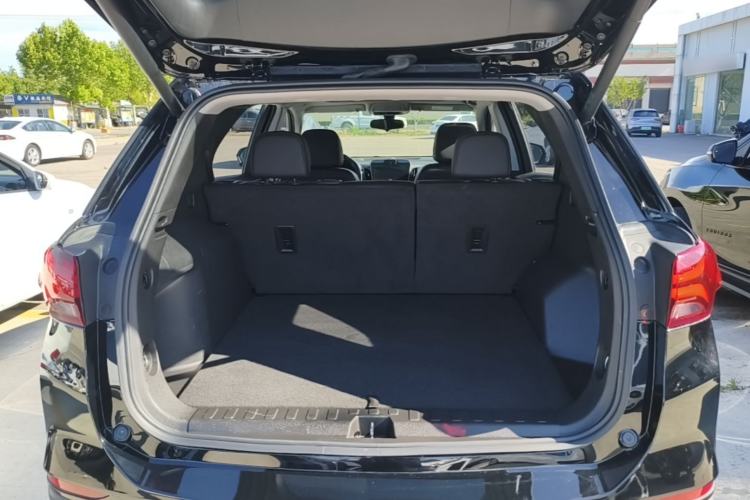 Used Chevrolet Equinox 2022 535T YuJie Edition Trunk