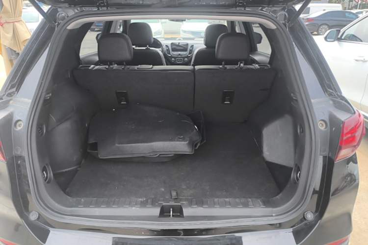 Used Chevrolet Equinox 2022 535T Chijie Edition Trunk