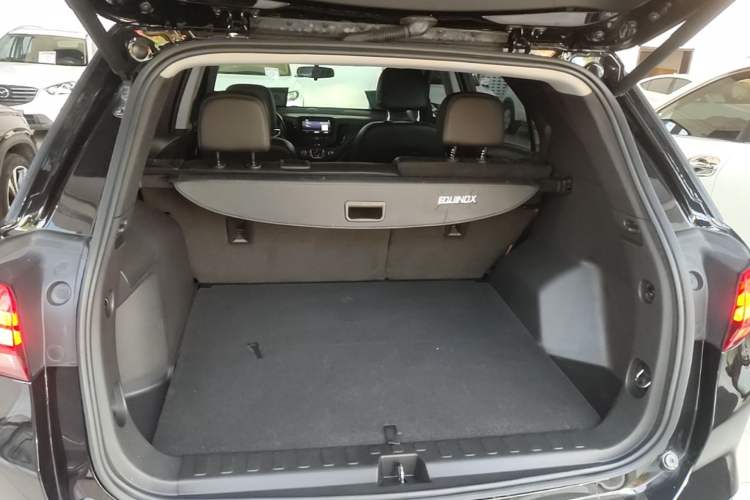 Used Chevrolet Equinox 2022 535T Chijie Edition Trunk