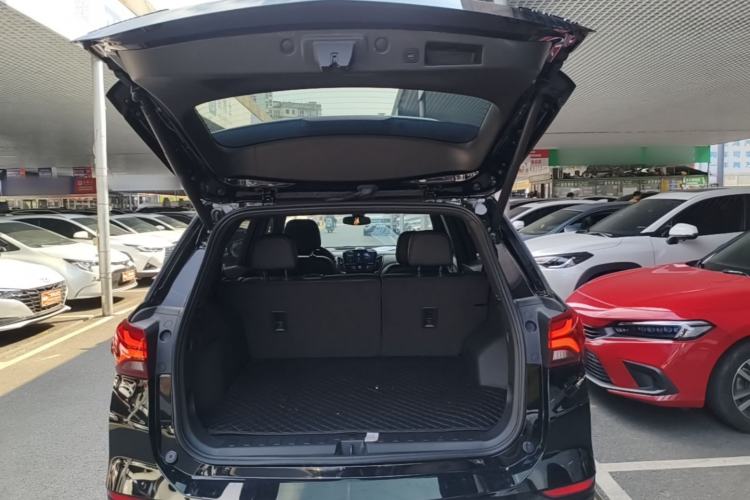 Used Chevrolet Equinox 2022 Mild Hybrid 550T RS Four-Wheel Drive Intelligent Guardian Edition Trunk