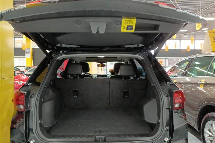 Used Chevrolet Equinox 2022 535T YuJie Edition Trunk