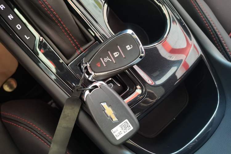 Used Chevrolet Equinox 2022 Mild Hybrid 550T RS Four-Wheel Drive Intelligent Guardian Edition Vehicle Key