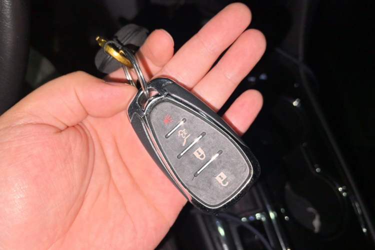 Used Chevrolet Equinox 2022 Mild Hybrid 550T RS Four-Wheel Drive Intelligent Guardian Edition Vehicle Key