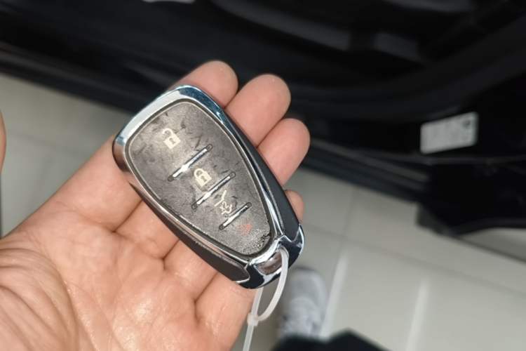 Used Chevrolet Equinox 2022 Mild Hybrid 550T RS Smart Boundary-Setting Edition Vehicle Key
