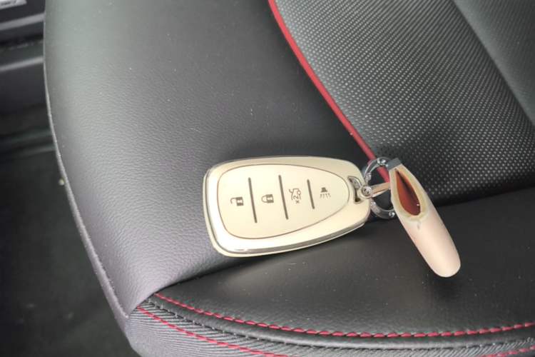 Used Chevrolet Equinox 2022 Mild Hybrid 550T RS Four-Wheel Drive Intelligent Guardian Edition Vehicle Key