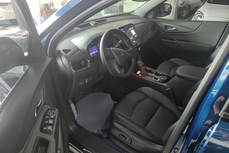 Used Chevrolet Equinox 2022 Mild Hybrid 550T RS Smart Boundary-Setting Edition Driver Seat