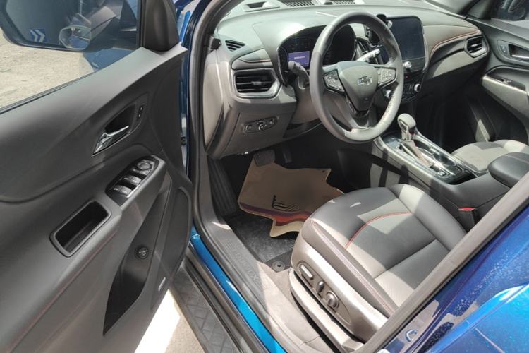 Used Chevrolet Equinox 2022 Mild Hybrid 550T RS Four-Wheel Drive Intelligent Guardian Edition Driver Seat