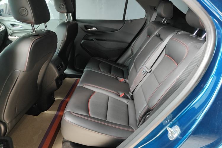 Used Chevrolet Equinox 2022 Mild Hybrid 550T RS Four-Wheel Drive Intelligent Guardian Edition Left Rear Seat