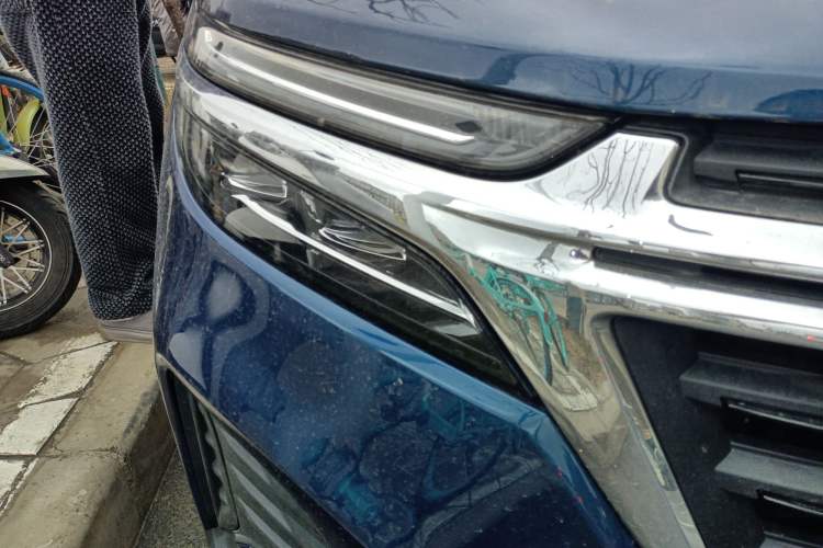 Used Chevrolet Equinox 2022 535T Chijie Edition Right Front Headlight