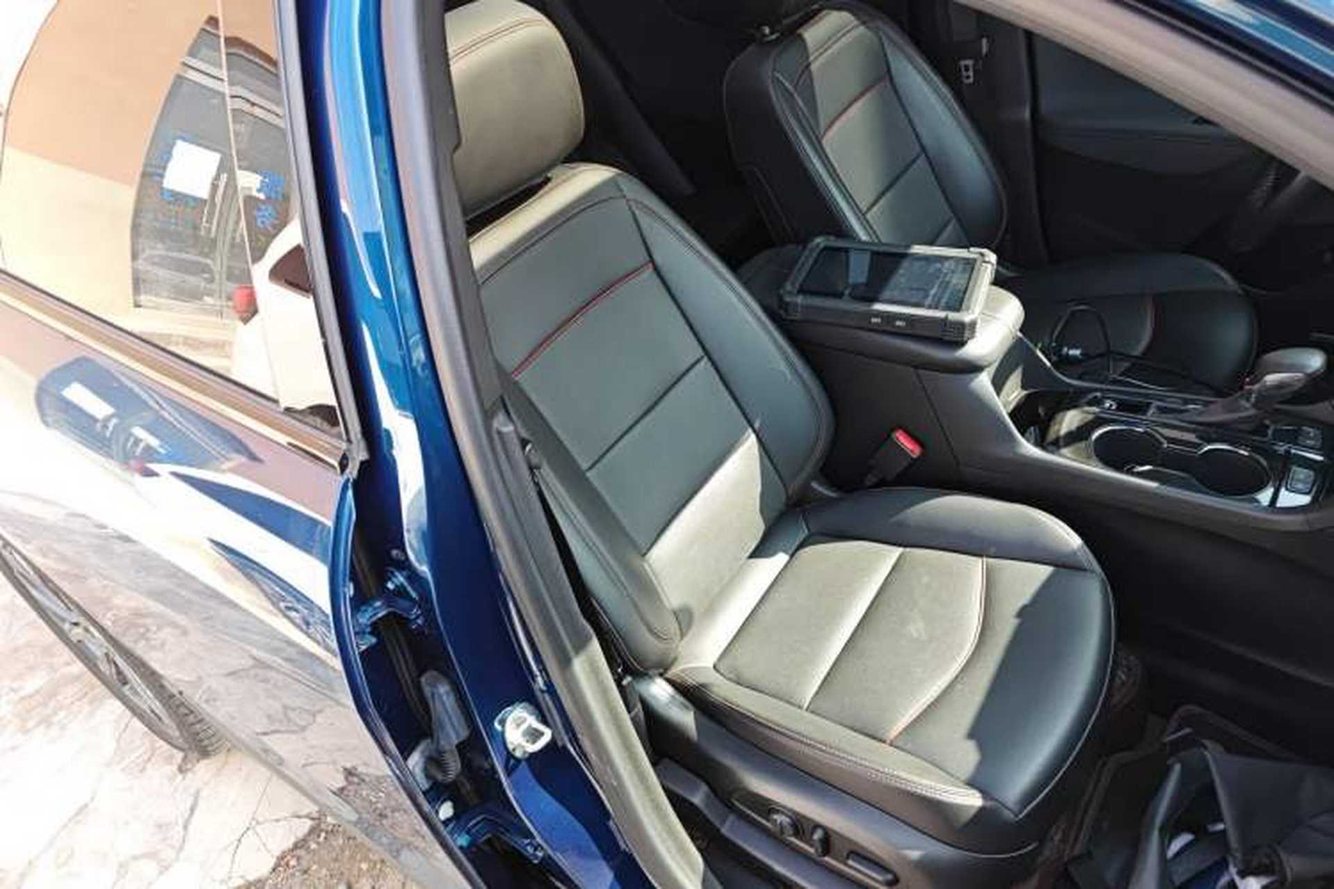 Used Chevrolet Equinox 2022 Mild Hybrid 550T RS Four-Wheel Drive Intelligent Guardian Edition Right Front Seat