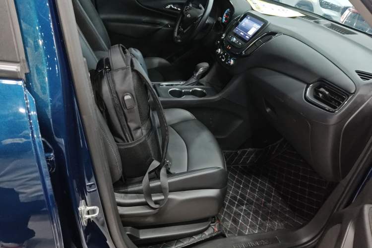 Used Chevrolet Equinox 2022 535T Chijie Edition Right Front Seat