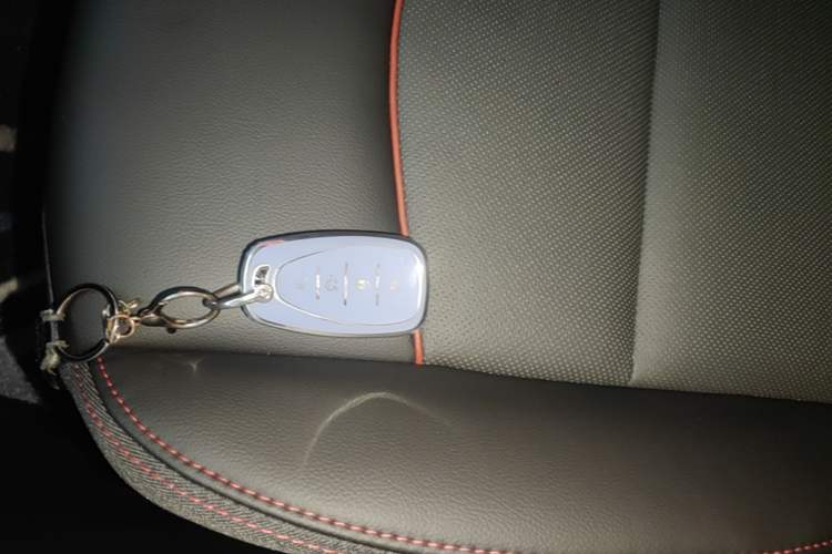 Used Chevrolet Equinox 2022 Mild Hybrid 550T RS Smart Boundary-Setting Edition Vehicle Key