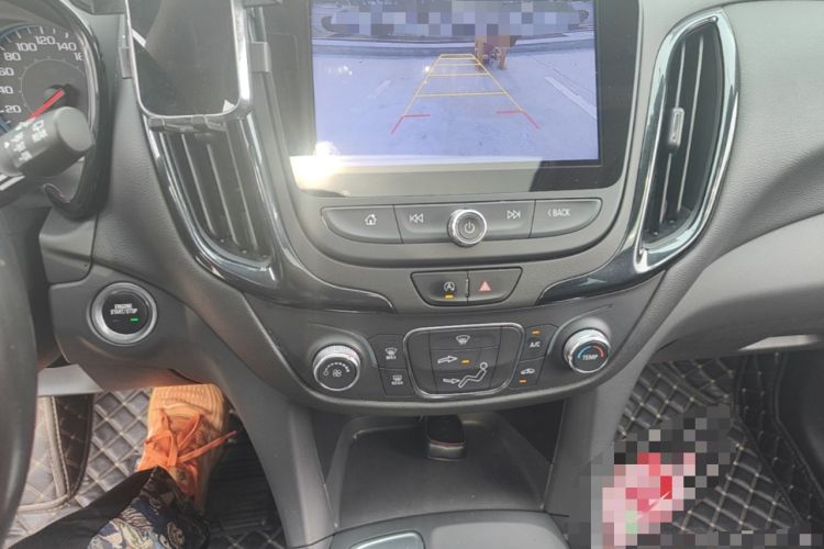 Used Chevrolet Equinox 2022 535T Chijie Edition Audio And AC Panel