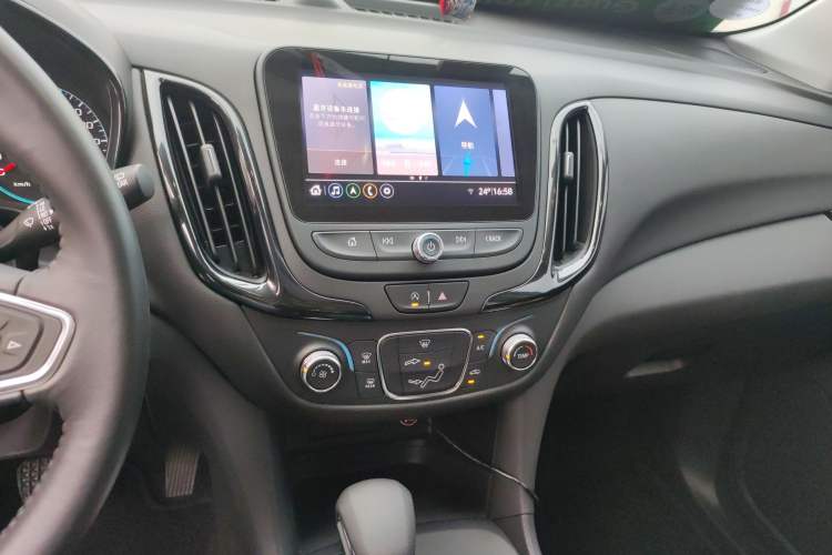 Used Chevrolet Equinox 2022 535T Chijie Edition Audio And AC Panel