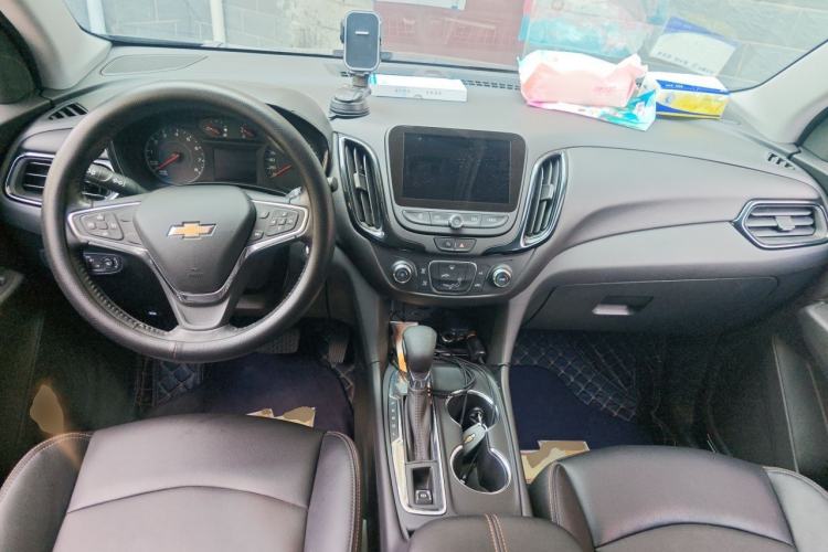 Used Chevrolet Equinox 2022 535T Chijie Edition Center Console