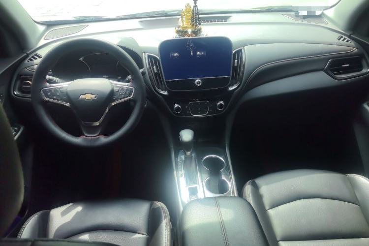 Used Chevrolet Equinox 2022 535T YuJie Edition Center Console