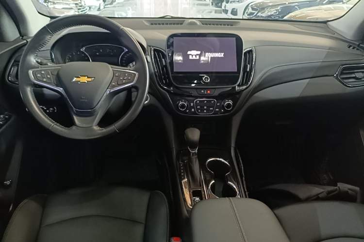Used Chevrolet Equinox 2022 535T YuJie Edition Center Console