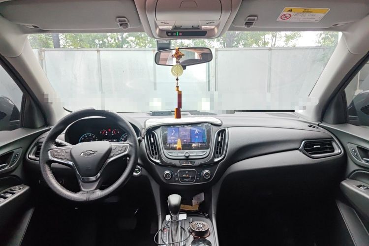 Used Chevrolet Equinox 2022 535T YuJie Edition Center Console