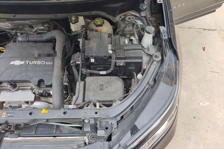 Used Chevrolet Equinox 2022 535T Chijie Edition Engine Bay Left