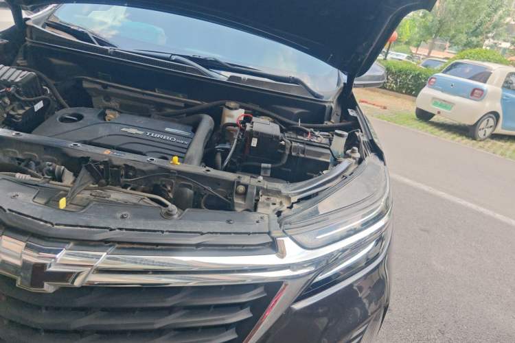 Used Chevrolet Equinox 2022 535T Chijie Edition Engine Bay Left