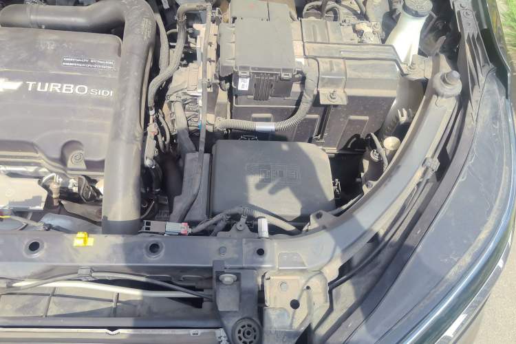 Used Chevrolet Equinox 2022 535T YuJie Edition Engine Bay Left