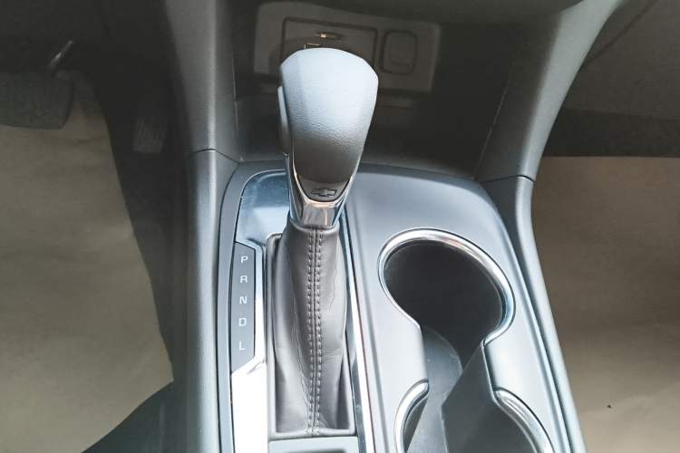 Used Chevrolet Equinox 2022 535T Chijie Edition Gear Lever