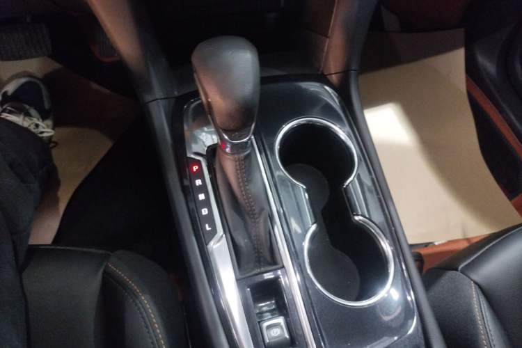 Used Chevrolet Equinox 2022 535T YuJie Edition Gear Lever