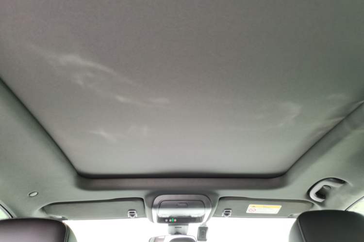 Used Chevrolet Equinox 2022 Mild Hybrid 550T RS Smart Boundary-Setting Edition Headliner